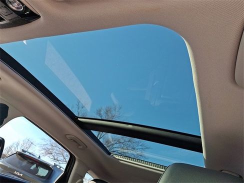 Certified 2025 Kia Sportage EX w/ Premium Package image 13