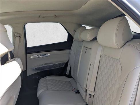 Used 2025 Genesis GV70 3.5T Sport w/ Sport Advanced Package image 14