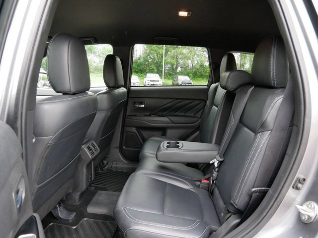 Used 2022 Mitsubishi Outlander SEL AWD/4WD image 11