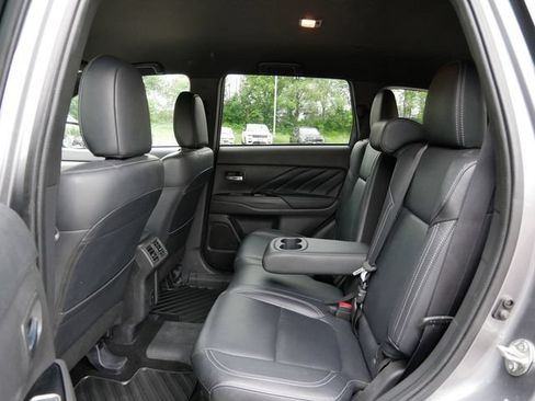 Used 2022 Mitsubishi Outlander SEL AWD/4WD image 11