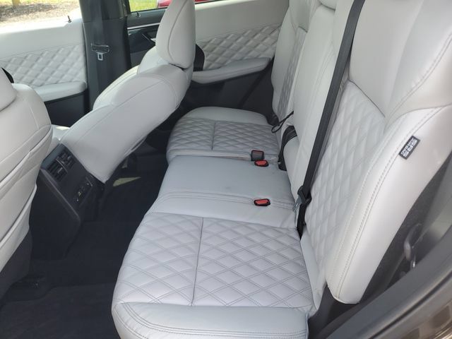 Used 2022 Mitsubishi Outlander SEL FWD image 13