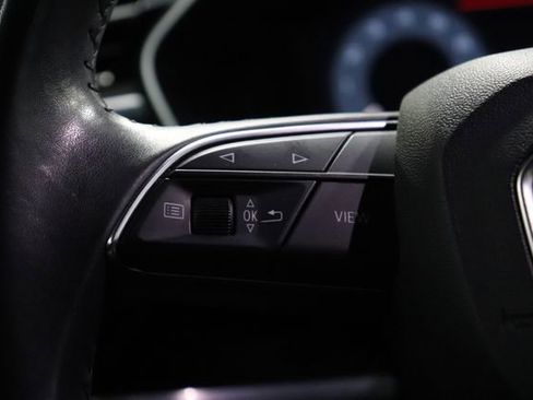 Used 2020 Audi Q3 2.0T Premium w/ Convenience Package AWD/4WD image 12