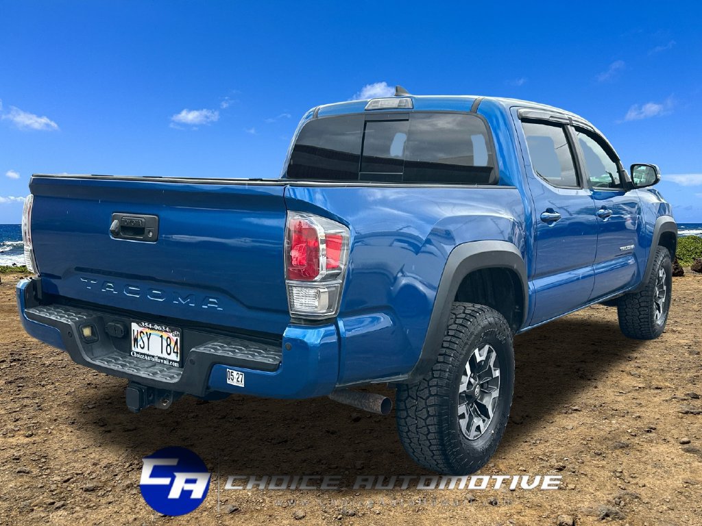Used 2018 Toyota Tacoma TRD Off-Road AWD/4WD image 7