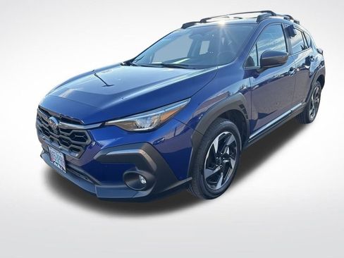 Used 2024 Subaru Crosstrek 2.5i Limited w/ Crosstrek Mirror Package image 3