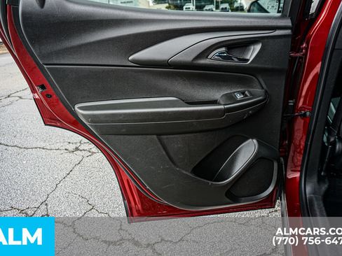 Used 2024 Chevrolet TrailBlazer LT FWD image 54