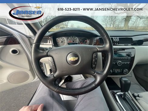 Used 2012 Chevrolet Impala LT w/ LT Sunroof Package image 12
