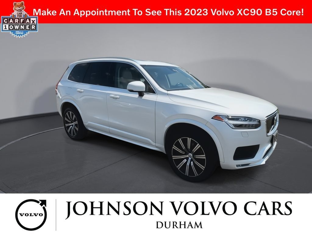 Used 2023 Volvo XC90 B5 Core w/ Climate Package AWD/4WD image 2