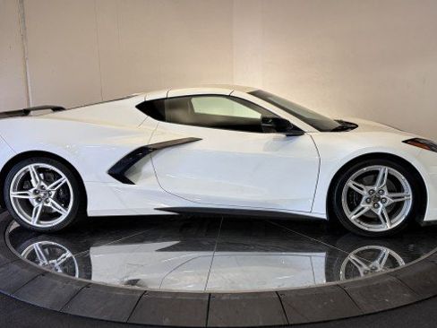 Used 2023 Chevrolet Corvette Stingray Premium Cpe w/ Z51 Performance Package image 26