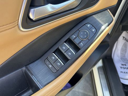 Used 2023 Nissan Rogue Platinum w/ Platinum Premium Package image 13