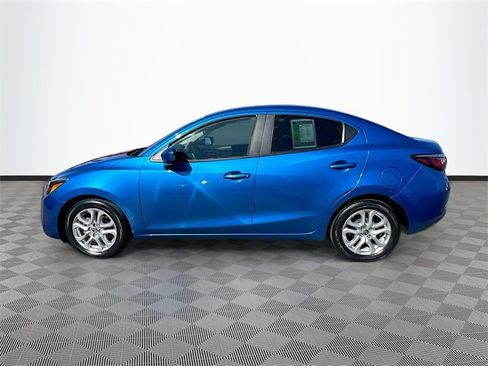Used 2016 Scion iA image 4