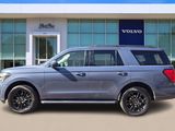 Used 2022 Ford Expedition XLT image 3