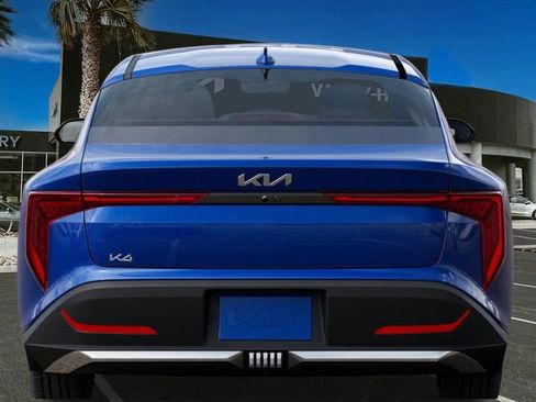 New 2025 Kia K4 EX image 15