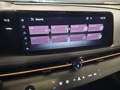 Used 2023 Nissan Ariya AWD image 38