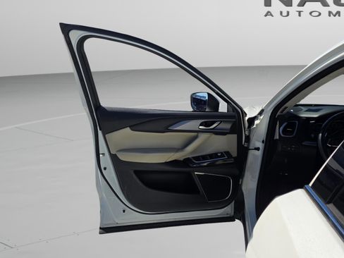 Used 2019 MAZDA CX-9 Touring w/ Touring Premium Package image 11