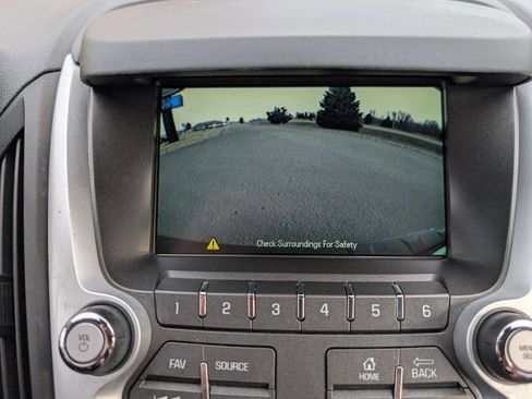 Used 2013 Chevrolet Equinox LT image 17