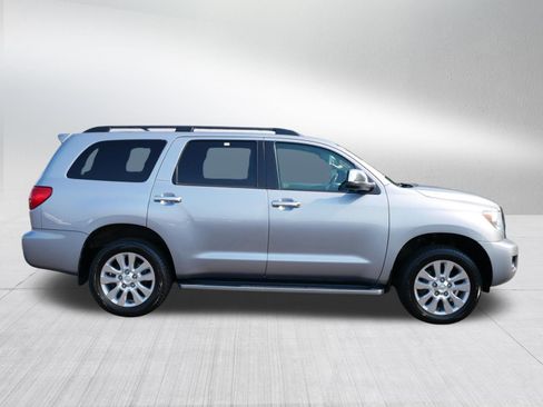 Used 2012 Toyota Sequoia Platinum AWD/4WD image 8