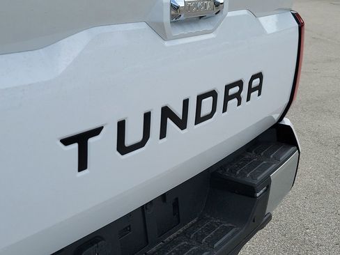New 2026 Toyota Tundra Limited AWD/4WD image 6