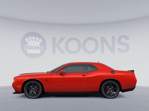 Used 2022 Dodge Challenger SRT Hellcat Redeye RWD image 2
