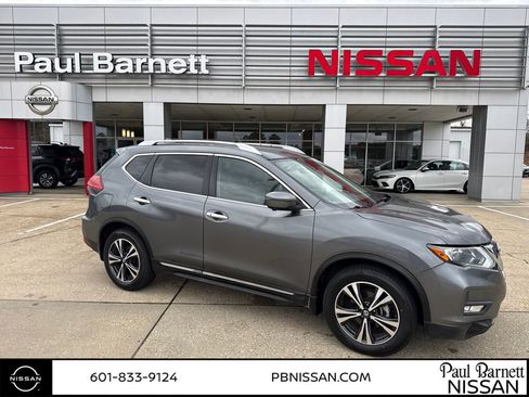 Used 2017 Nissan Rogue SL image 1