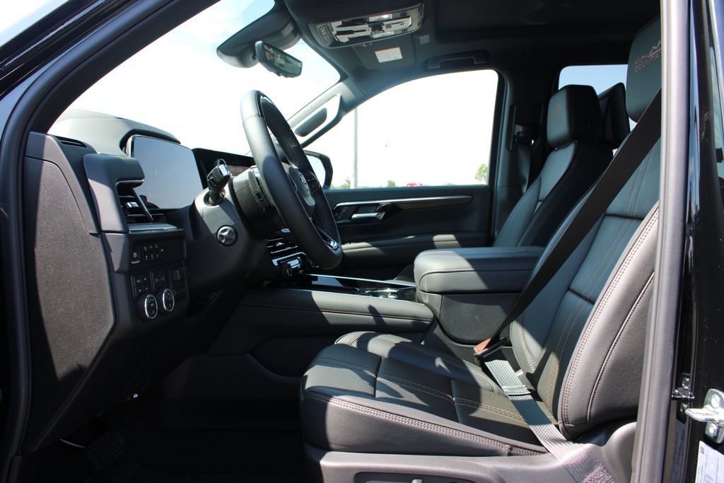 New 2026 Chevrolet Tahoe High Country AWD/4WD image 25