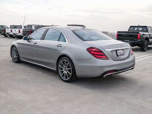 Used 2018 Mercedes-Benz S 560 Sedan image 9