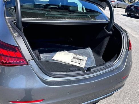Used 2025 Mercedes-Benz C 300 Sedan image 25