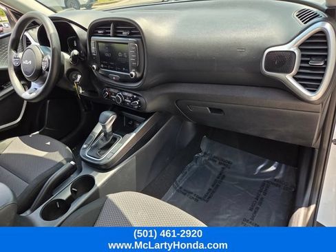 Used 2024 Kia Soul LX w/ Option Group 015 FWD image 16