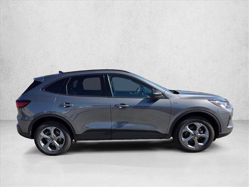 Used 2025 Ford Escape ST-Line AWD/4WD image 4