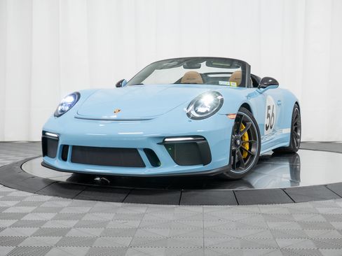 Certified 2019 Porsche 911 Speedster RWD image 48