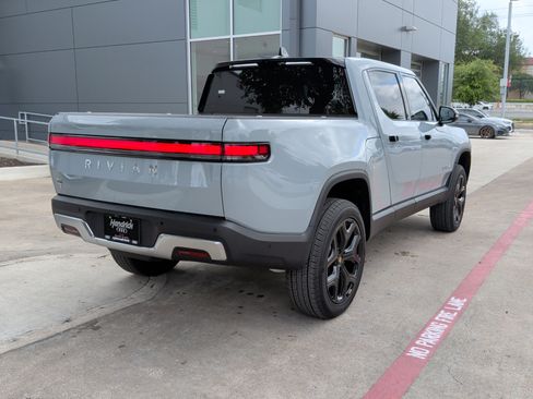 Used 2023 Rivian R1T Adventure AWD/4WD image 10
