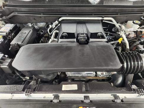 Used 2024 Chevrolet Colorado LT w/ LT Convenience Package II RWD image 32