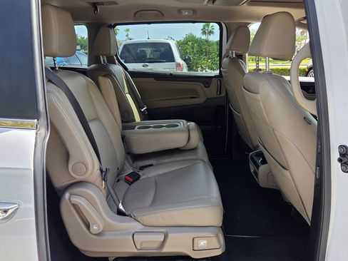 Certified 2023 Honda Odyssey Touring image 17