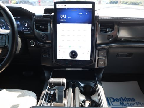 Used 2023 Ford F150 Lightning Platinum AWD/4WD image 13