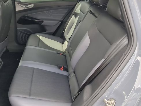 Used 2023 Volkswagen ID.4 S RWD image 18
