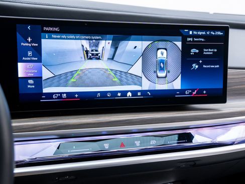 Certified 2024 BMW 760i xDrive image 25