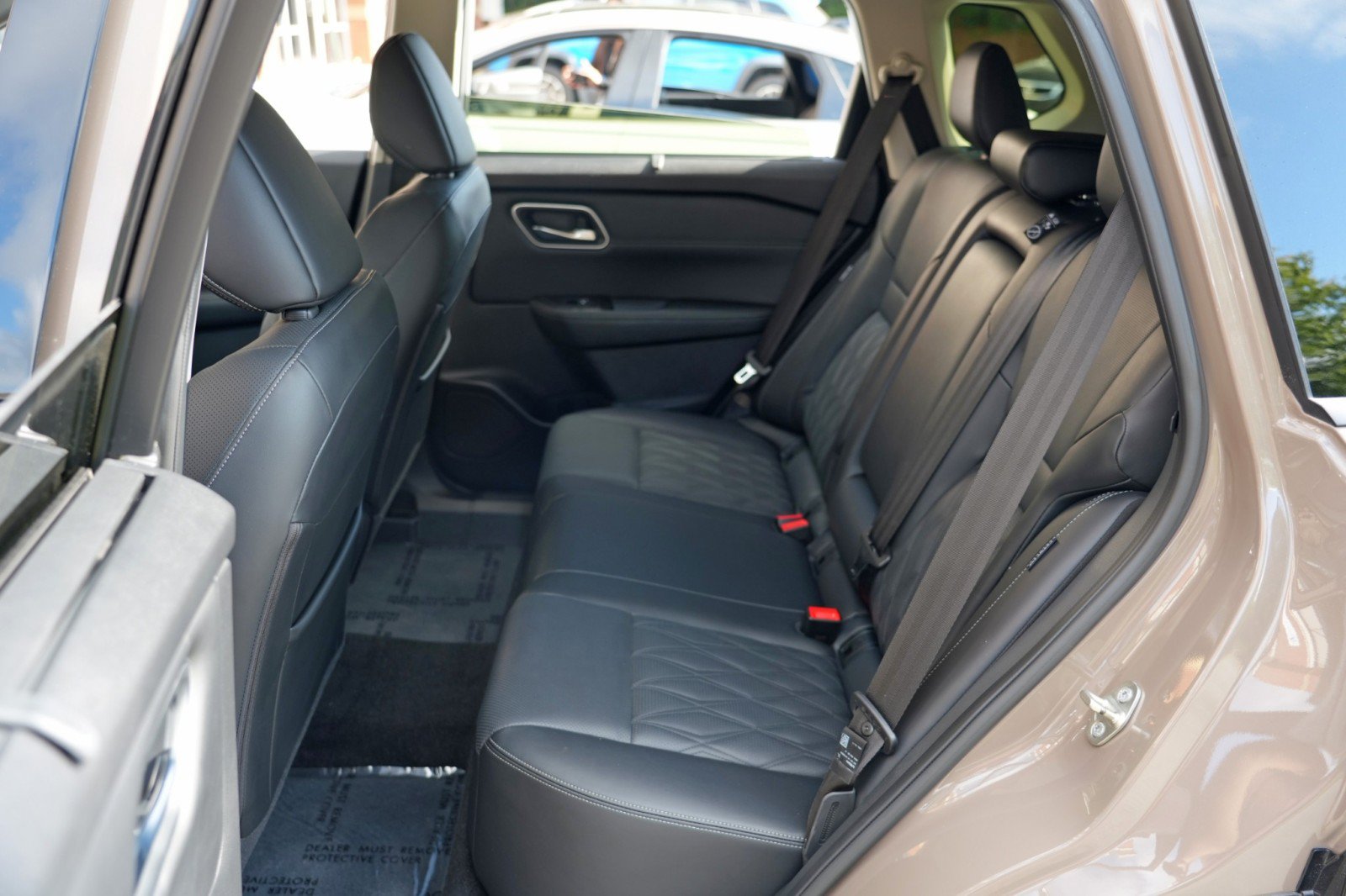 Used 2024 Nissan Rogue Platinum w/ Platinum Premium Package FWD image 40