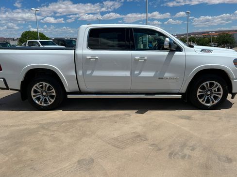 Used 2022 RAM 1500 Limited w/ Trailer Tow Group AWD/4WD image 7