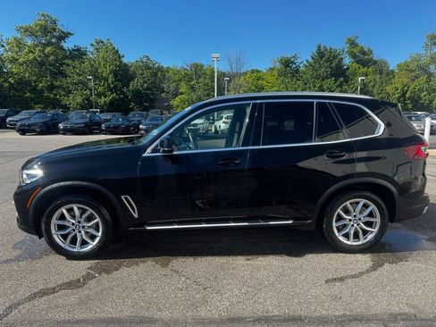 Used 2021 BMW X5 xDrive40i w/ Premium Package AWD/4WD image 2