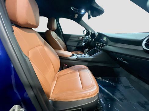 Used 2022 Alfa Romeo Giulia Ti image 22