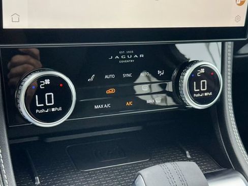 Certified 2026 Jaguar F-PACE R-Dynamic S AWD/4WD image 20