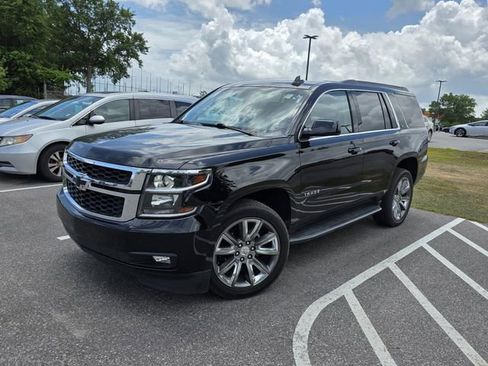 Used 2018 Chevrolet Tahoe LT w/ Luxury Package RWD image 14