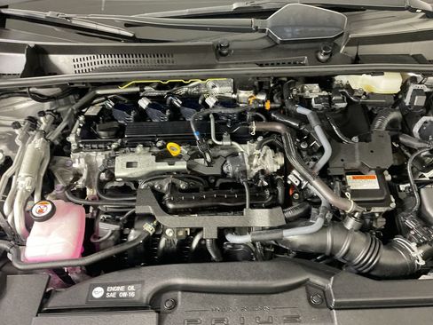 Used 2024 Toyota Prius Prime FWD image 25