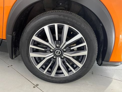 Used 2021 Nissan Kicks SV FWD image 16