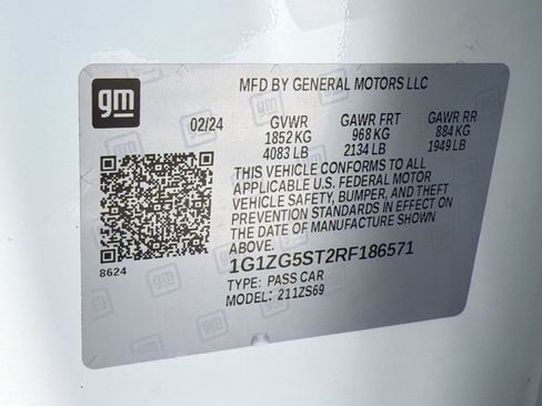 Used 2024 Chevrolet Malibu RS FWD image 17