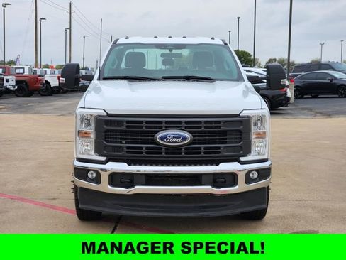 Used 2024 Ford F350 XL w/ FX4 Off-Road Package image 3