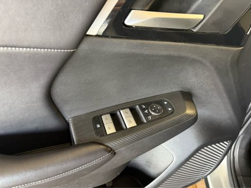 Used 2024 Mitsubishi Outlander SE AWD/4WD image 7