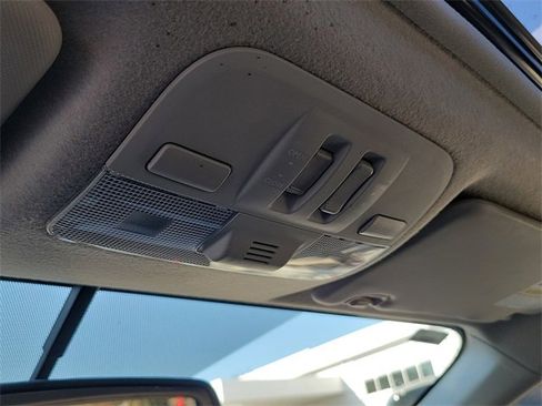 Used 2013 Subaru Crosstrek 2.0i Limited image 28