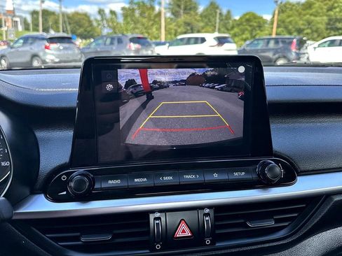 Used 2022 Kia Forte LXS image 21