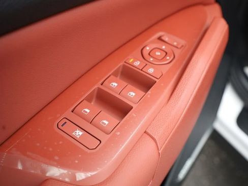 New 2026 Kia Sportage SX image 15