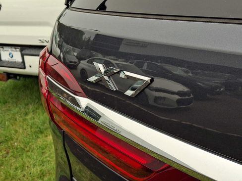 Used 2019 BMW X7 xDrive40i w/ Premium Package AWD/4WD image 31